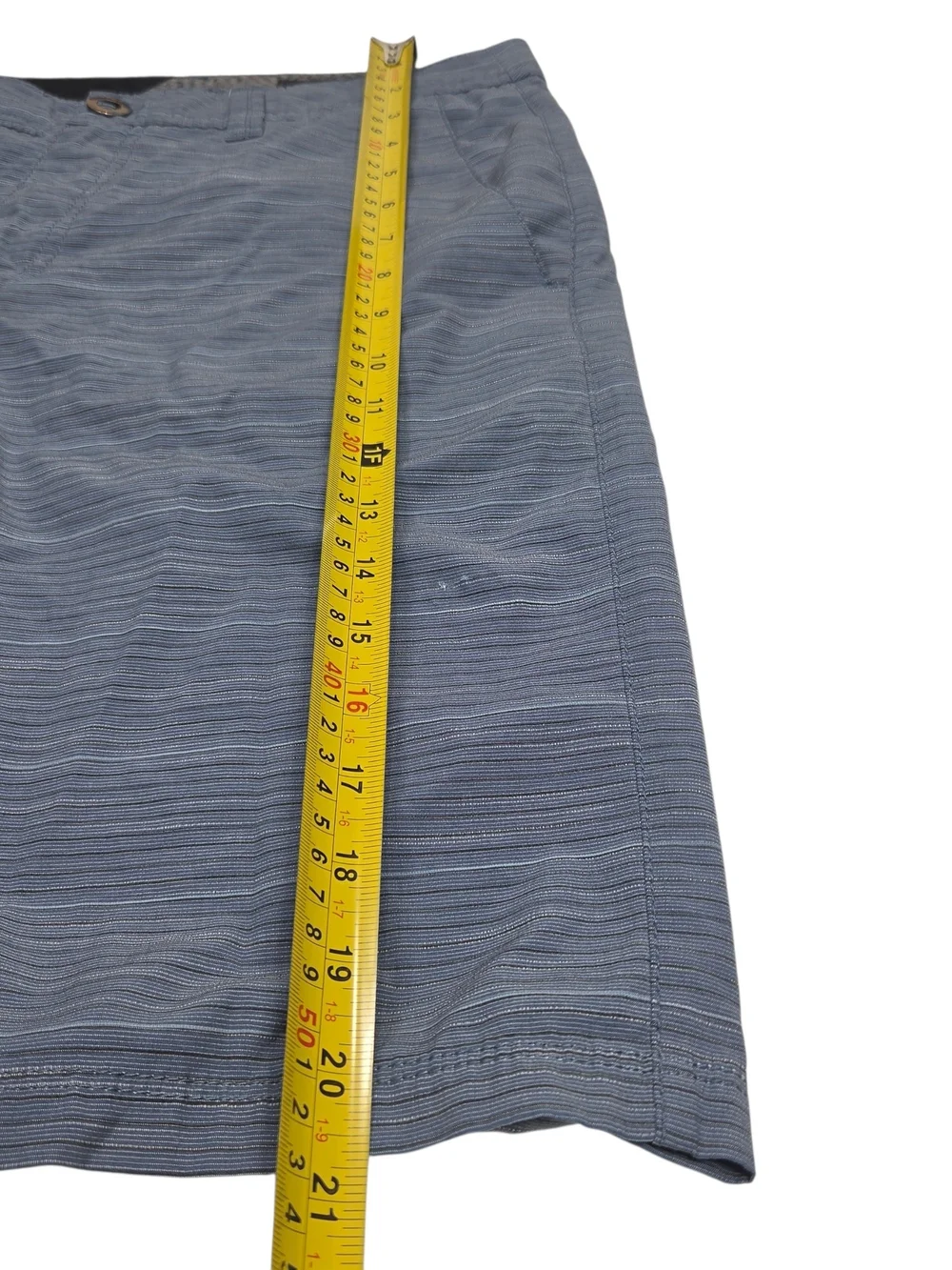 Volcom Men’s Slate Blue Striped Flat Front Shorts. Waist 31